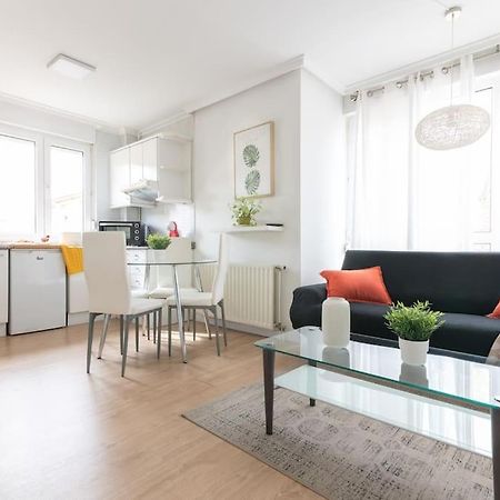 Centrico Y Comodo Apartamento Con Parking Privado Santander Bagian luar foto