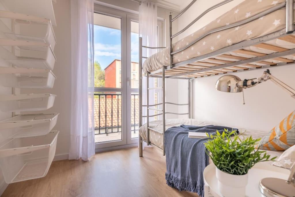 Centrico Y Comodo Apartamento Con Parking Privado Santander Bagian luar foto