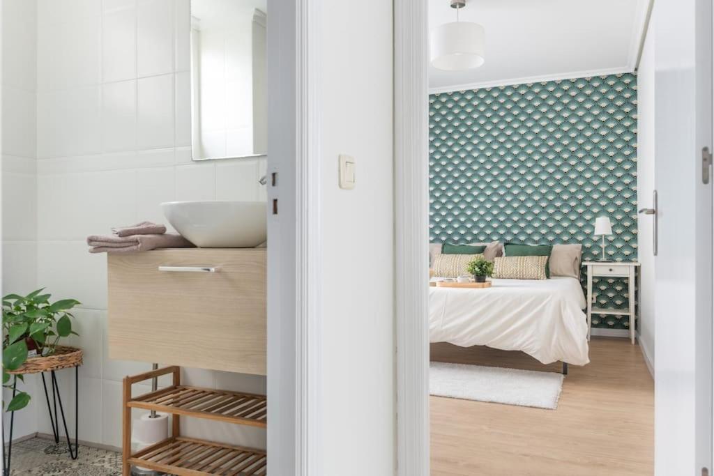 Centrico Y Comodo Apartamento Con Parking Privado Santander Bagian luar foto