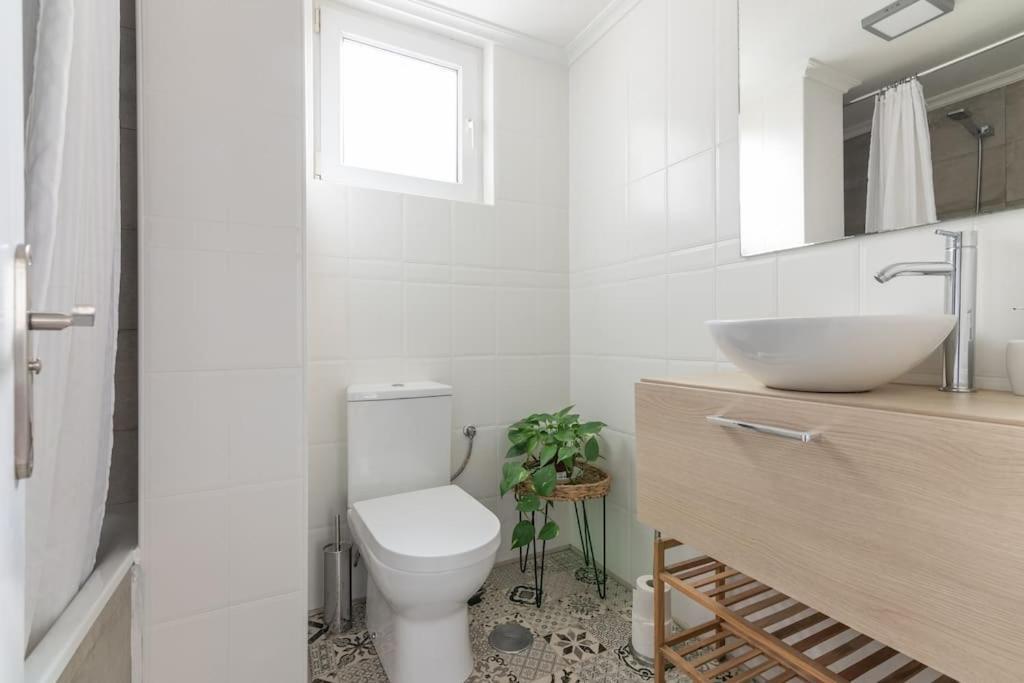 Centrico Y Comodo Apartamento Con Parking Privado Santander Bagian luar foto