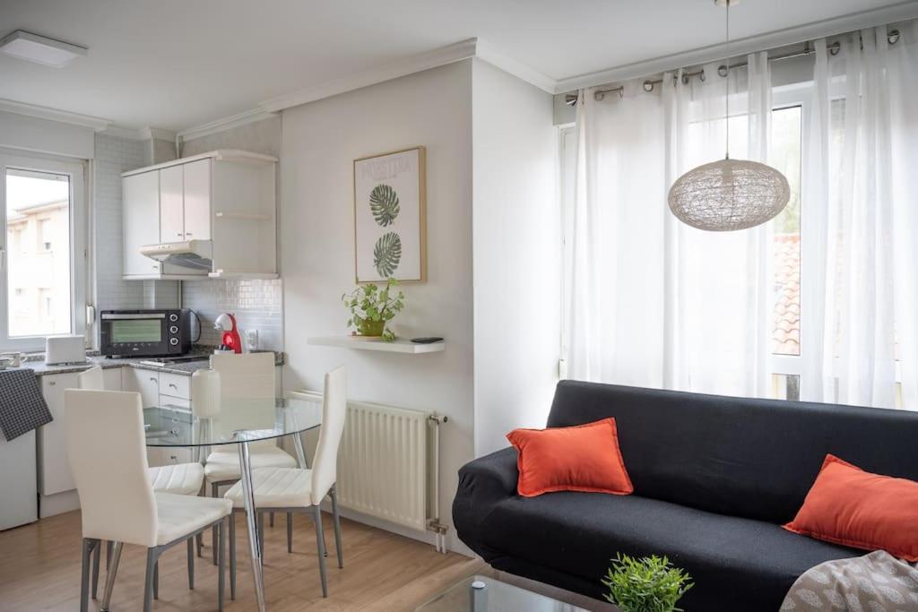 Centrico Y Comodo Apartamento Con Parking Privado Santander Bagian luar foto